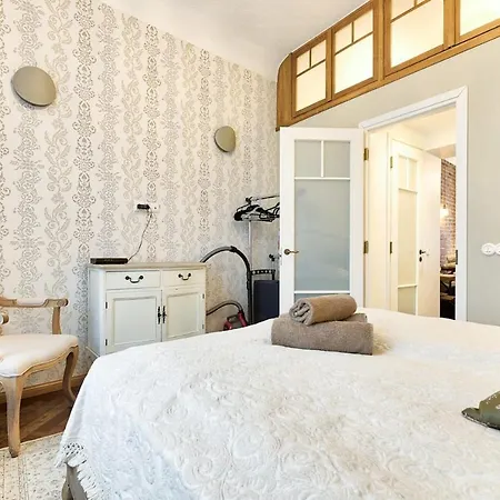 Dream - Modern Luxury In Old Town דירה *