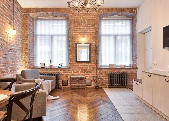 Dream - Modern Luxury In Old Town Apartment *